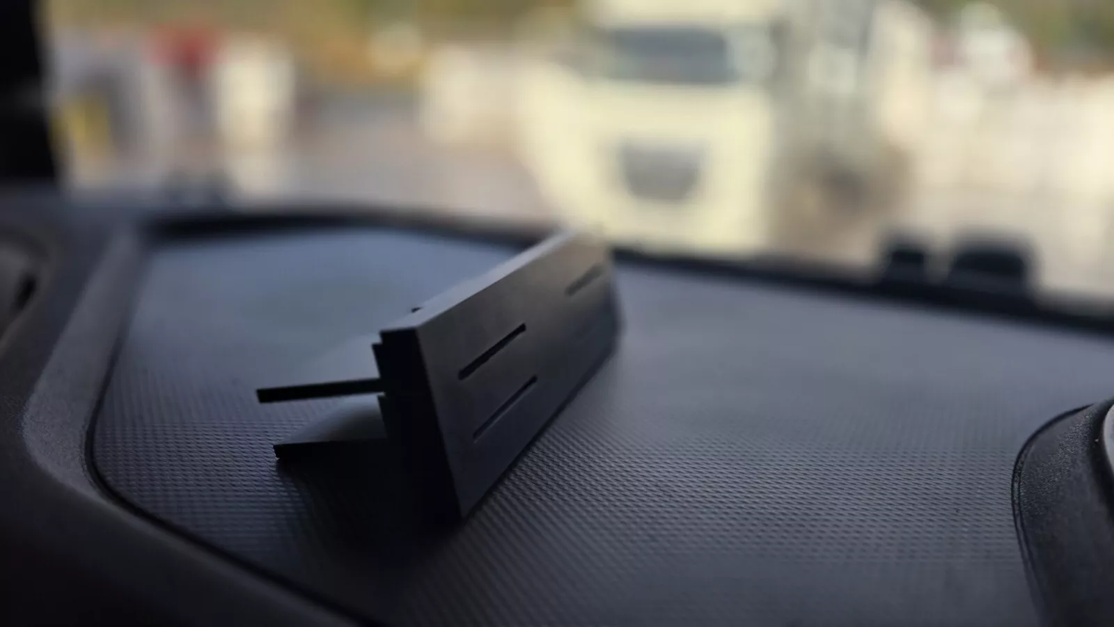 New Generation DAF XF and DAF XG, DAF XD - Additional Fuel Card Holder. 4 Slots - Image 2