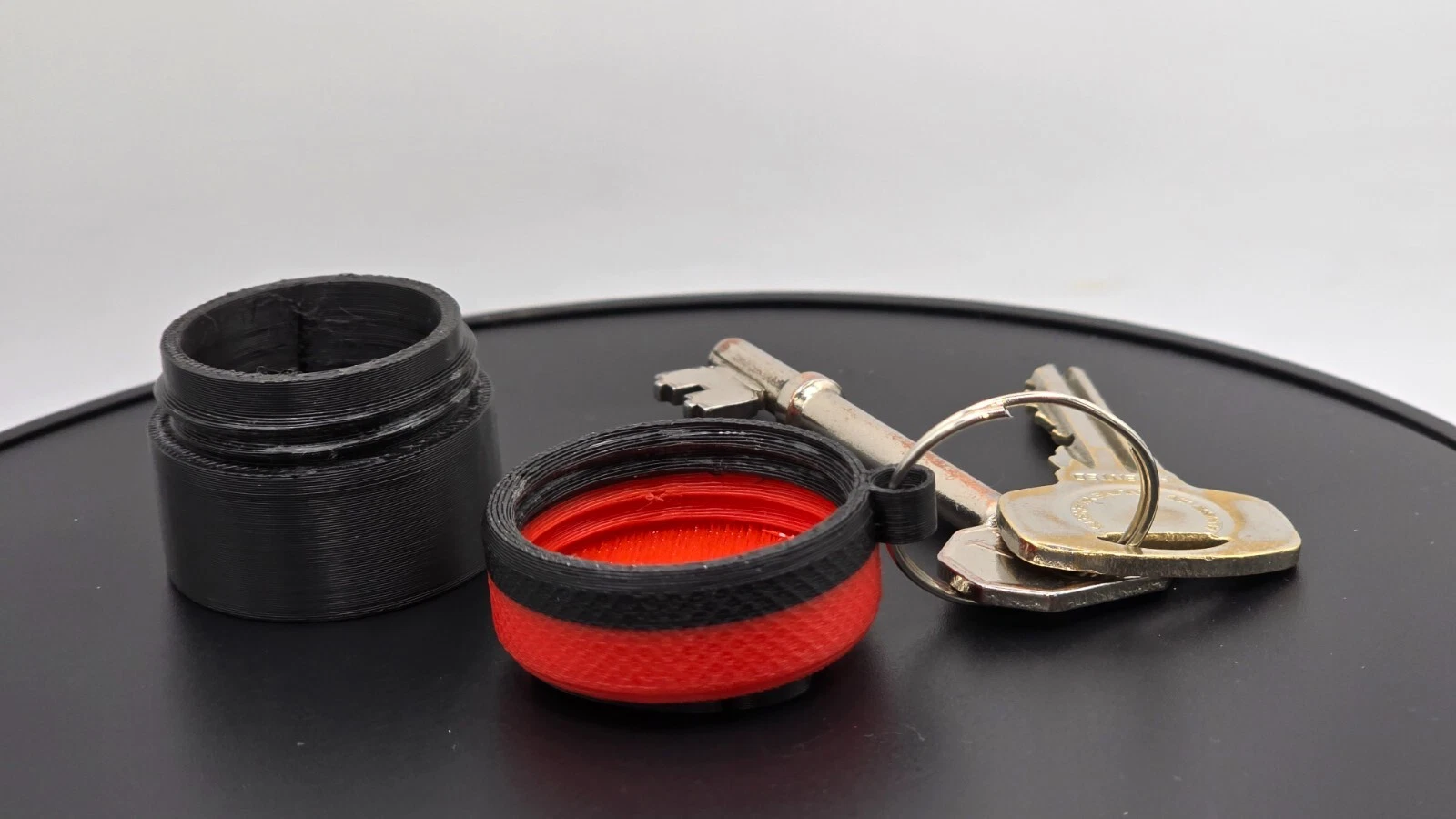 2x Airtight Mini Keyring Storage Container – Skull Accent, Odour Proof Container - Image 7