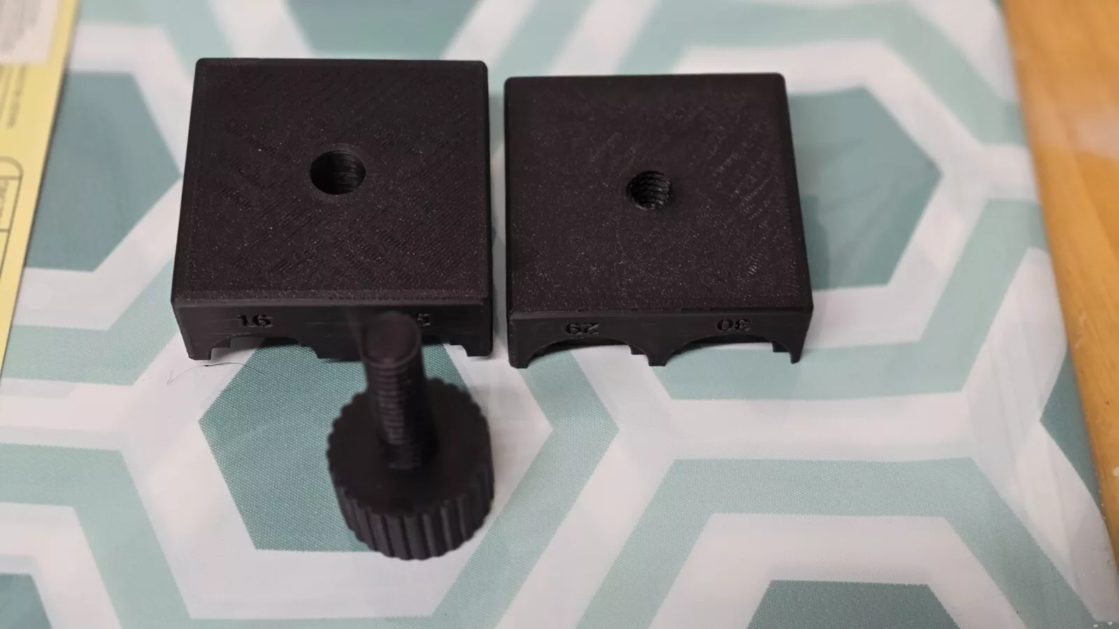 Professional Coin Vice – Perfect for Metal Detecting and Collecting Enthusiasts - Image 4