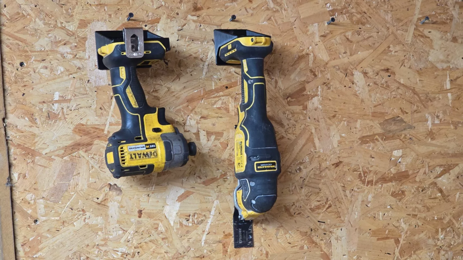 DEWALT Tool Mount Set – 2 Holders: Straight and Angled (2-Pack) MADE IN UK - Image 6