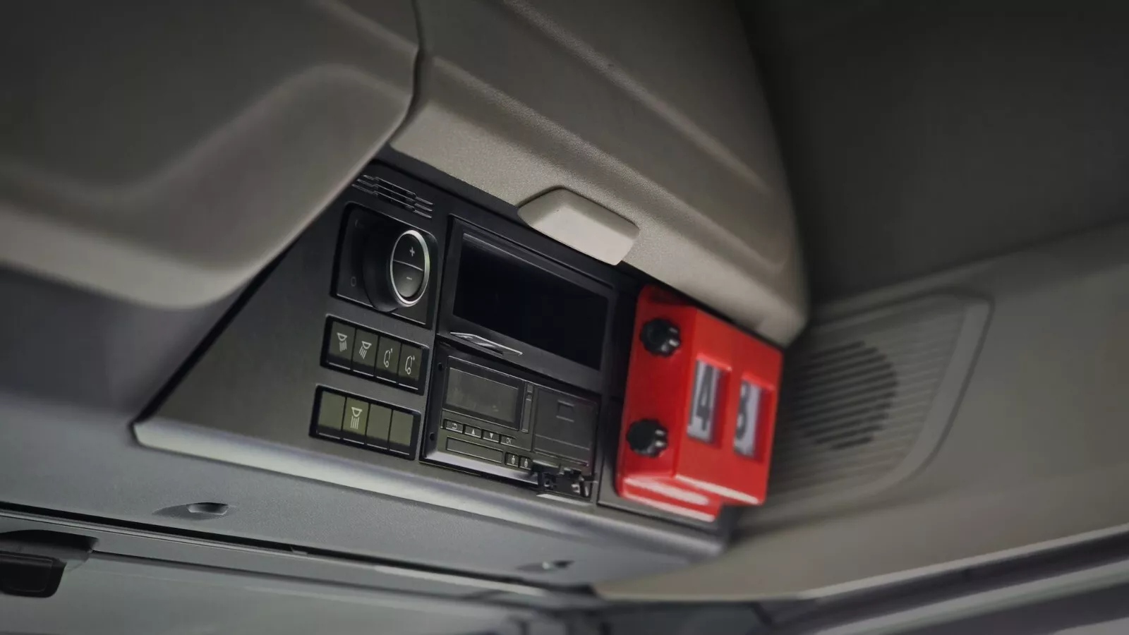 New Generation DAF XF and DAF XG - Additional Shelf And Fuel Card Holder. - Image 2