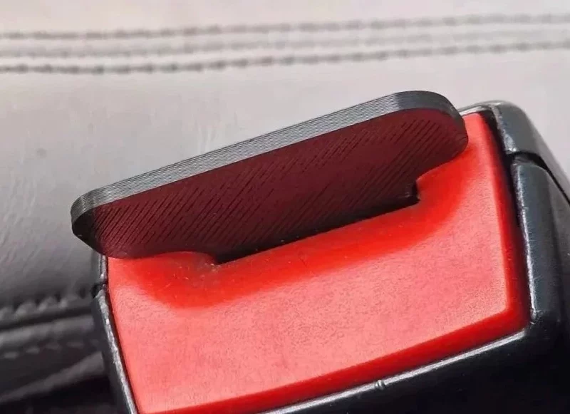 4x Seat Belt Buckle Clip, VARIOUS STYLES - PLAIN DESIGN - ANY MAKE AND MODEL UK