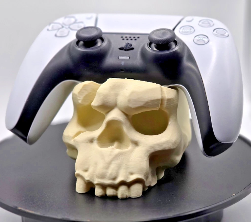 BONE Skull Controller Holder - PS5 & Xbox Pad - Detailed Design - High Quality - Image 4