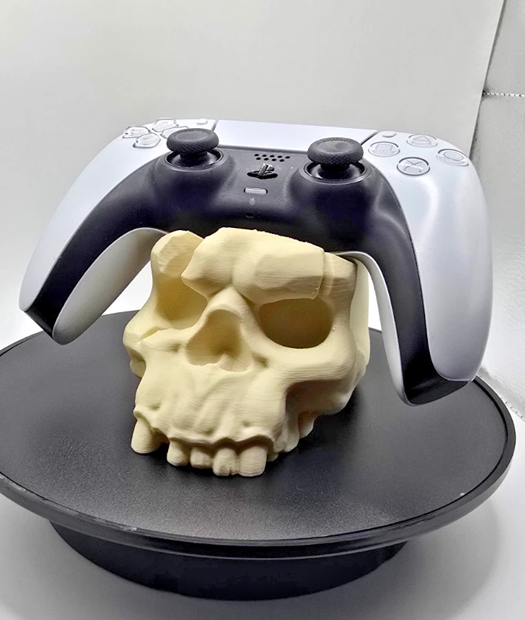 BONE Skull Controller Holder - PS5 & Xbox Pad - Detailed Design - High Quality - Image 5